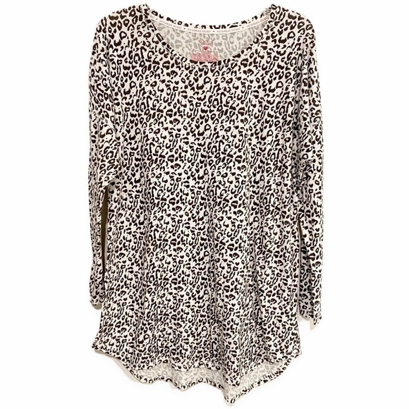 Victoria's Secret Tops - Victorias’s Secret | Leopard Print Tunic Loungewear White Black Size Large